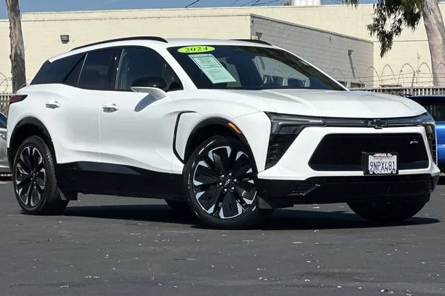 Used 2024 Chevrolet Blazer EV RS with VIN 3GNKDCRJ6RS196761 for sale in Ventura, CA