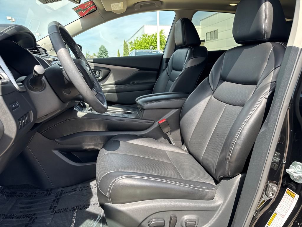 Used 2024 Black Nissan SL Intelligent AWD image 14