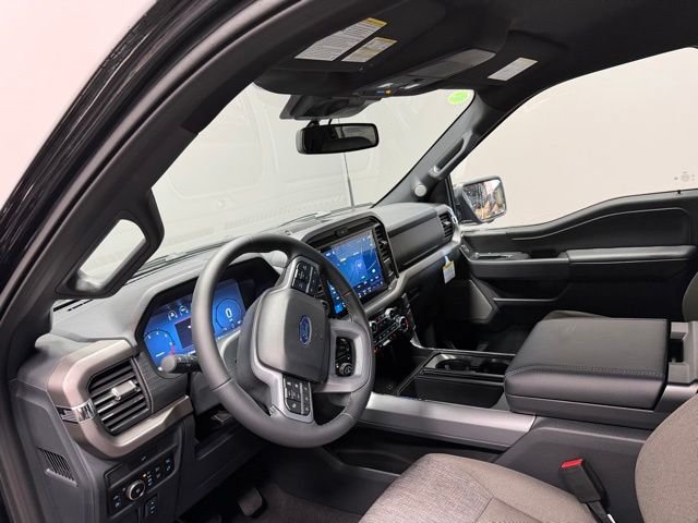 New 2026 Agate Black Metallic Ford XLT image 17