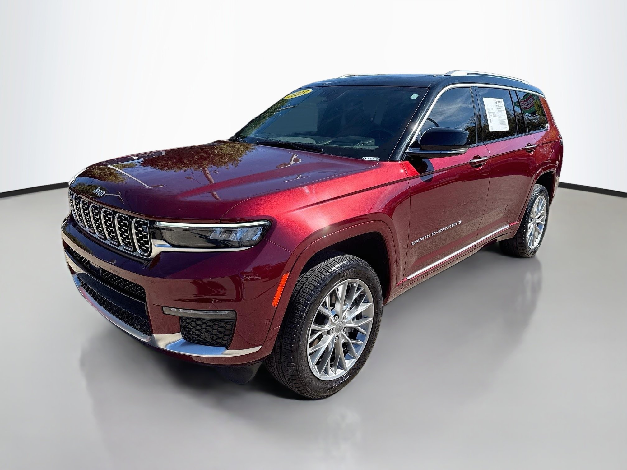 Used 2023 Velvet Red Pearlcoat Jeep Summit image 4