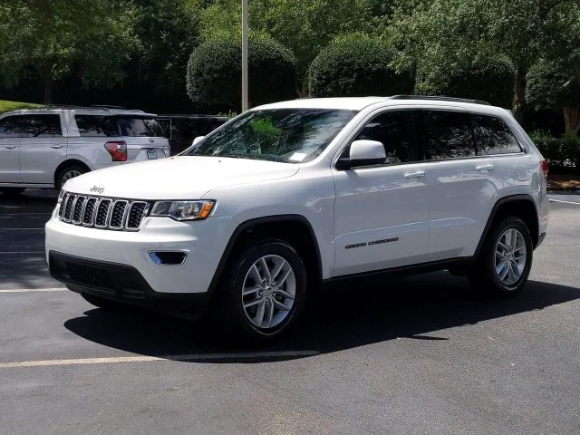Used 2018 White Jeep Laredo E image 7
