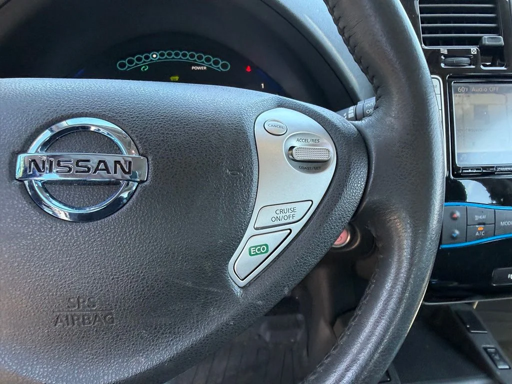 Used 2017 Brilliant Silver Nissan SV image 12