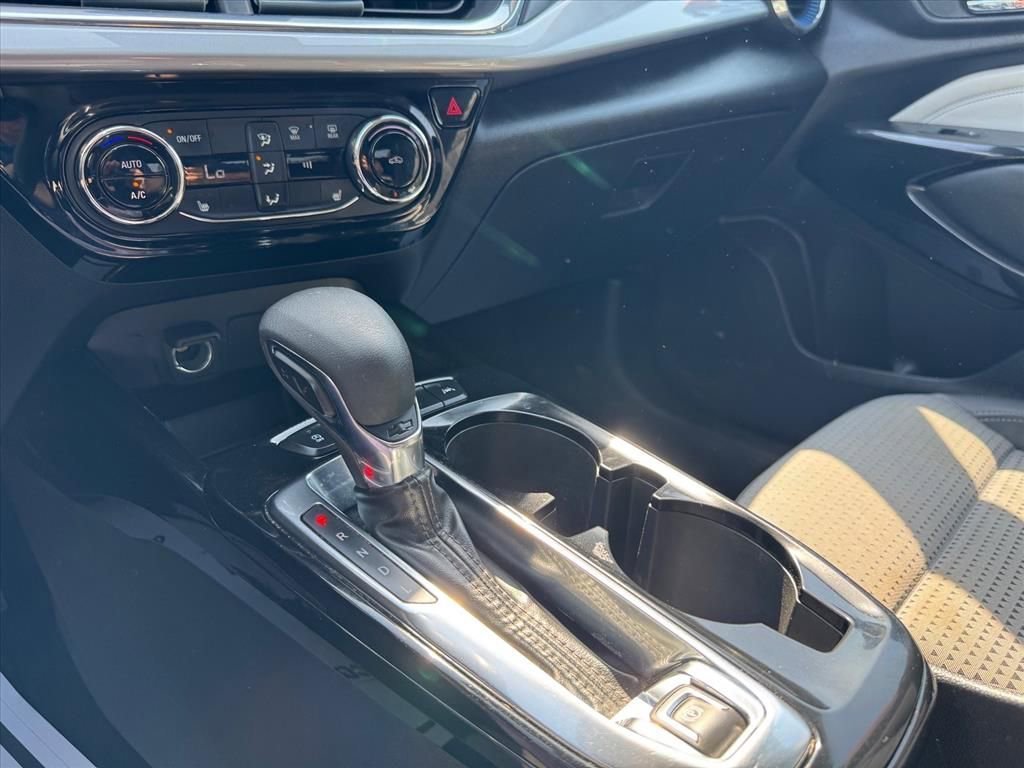 Used 2024 Cayenne Orange Metallic Chevrolet LT image 19