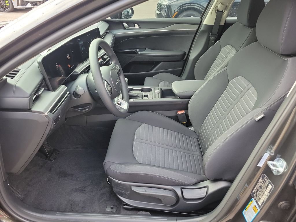 New 2026 Interstellar Gray Kia LXS image 20