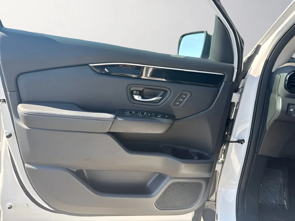 Used 2023  Honda Touring image 28