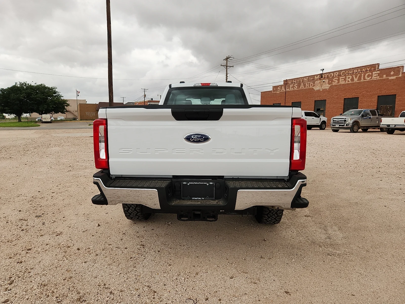 New 2026 Oxford White Ford F-250® XL image 6
