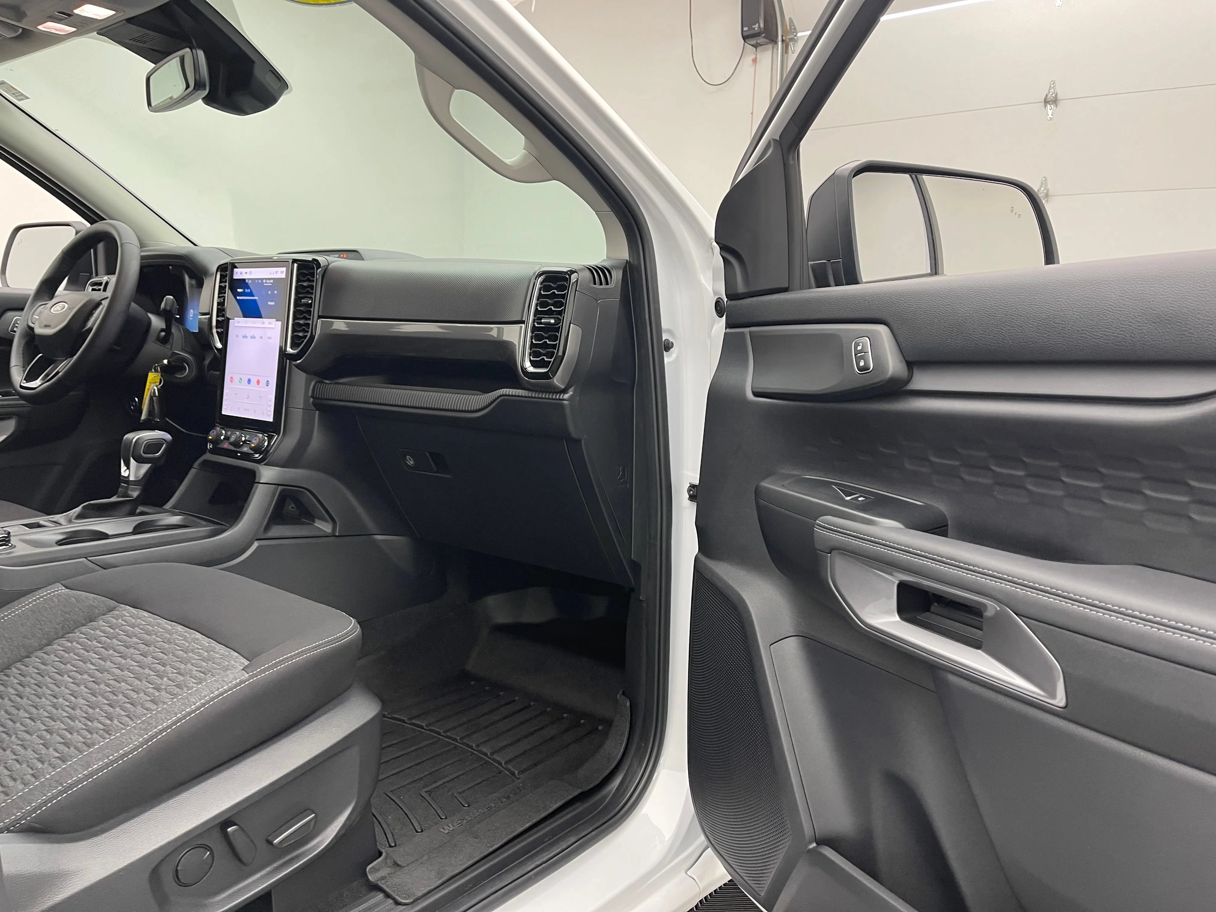 Used 2024 White Ford XLT image 29