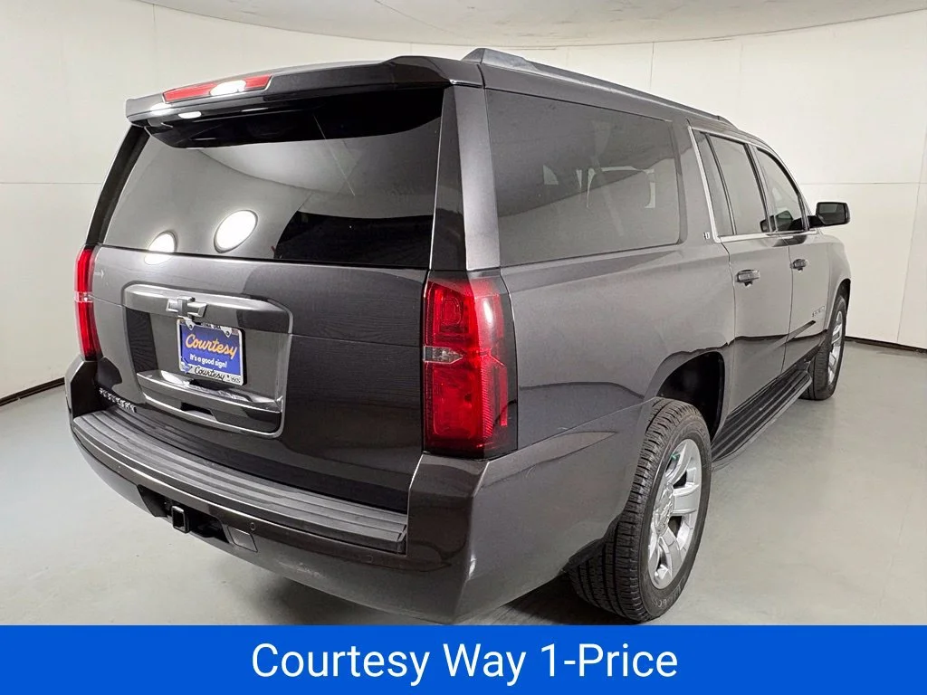 Used 2016 TUNGSTEN METALLIC Chevrolet LT image 11