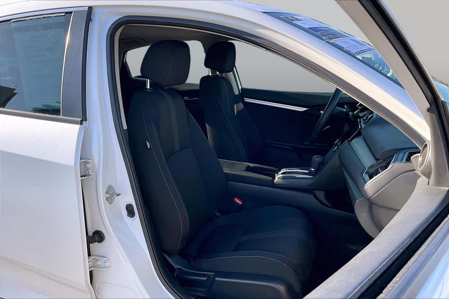 Used 2018 WHITE ORCHID PEARL Honda EX image 8