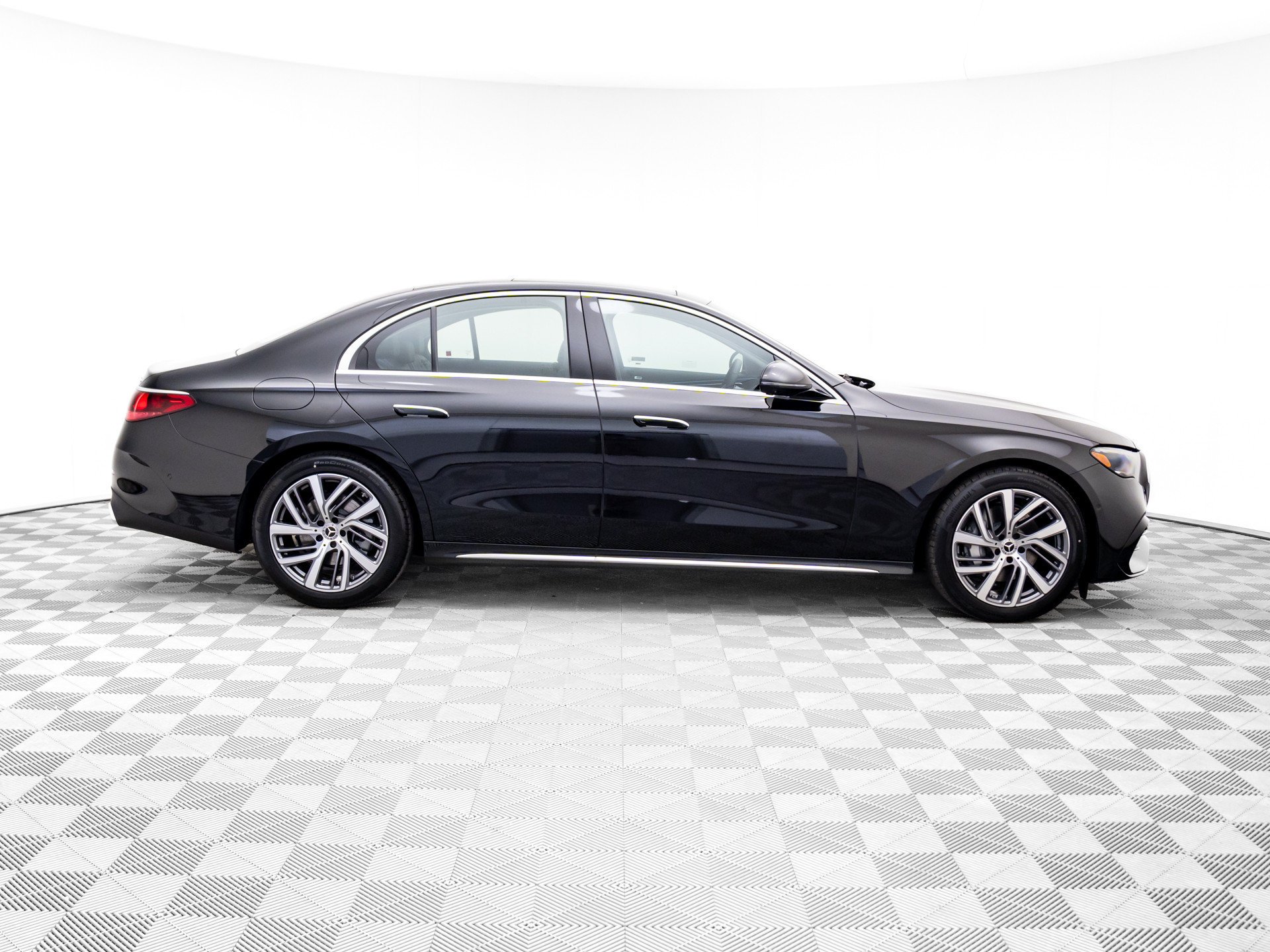 New 2026 Black Mercedes-Benz E 350 image 6