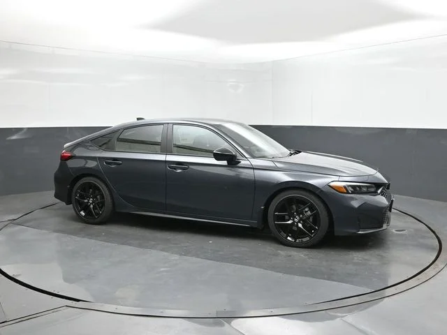 2026 Honda Civic Hatchback Sport - Photo 17