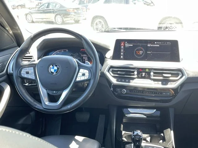Used 2024 Black BMW xDrive30i image 13