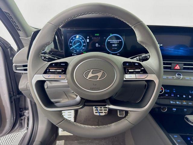 2025 Hyundai Elantra Blue - Photo 14