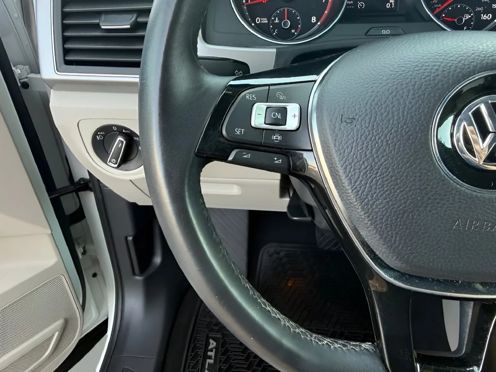 Used 2019  Volkswagen 3.6L V6 SE image 15