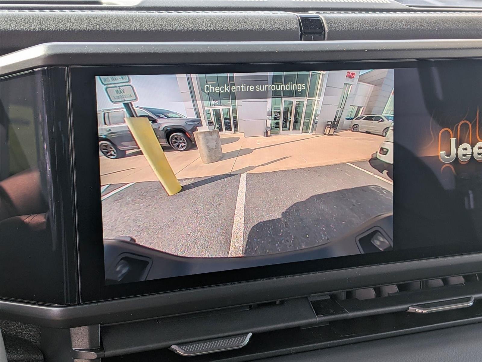 New 2026 Black Clear-Coat Exterior Paint Jeep Sahara image 19