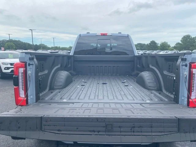 New 2026 Glacier Gray Metallic Tri-Coat Ford F-350® Platinum® image 42