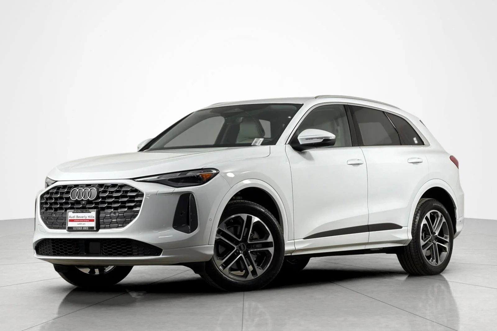 2025 Audi Q5 40 Premium's photo