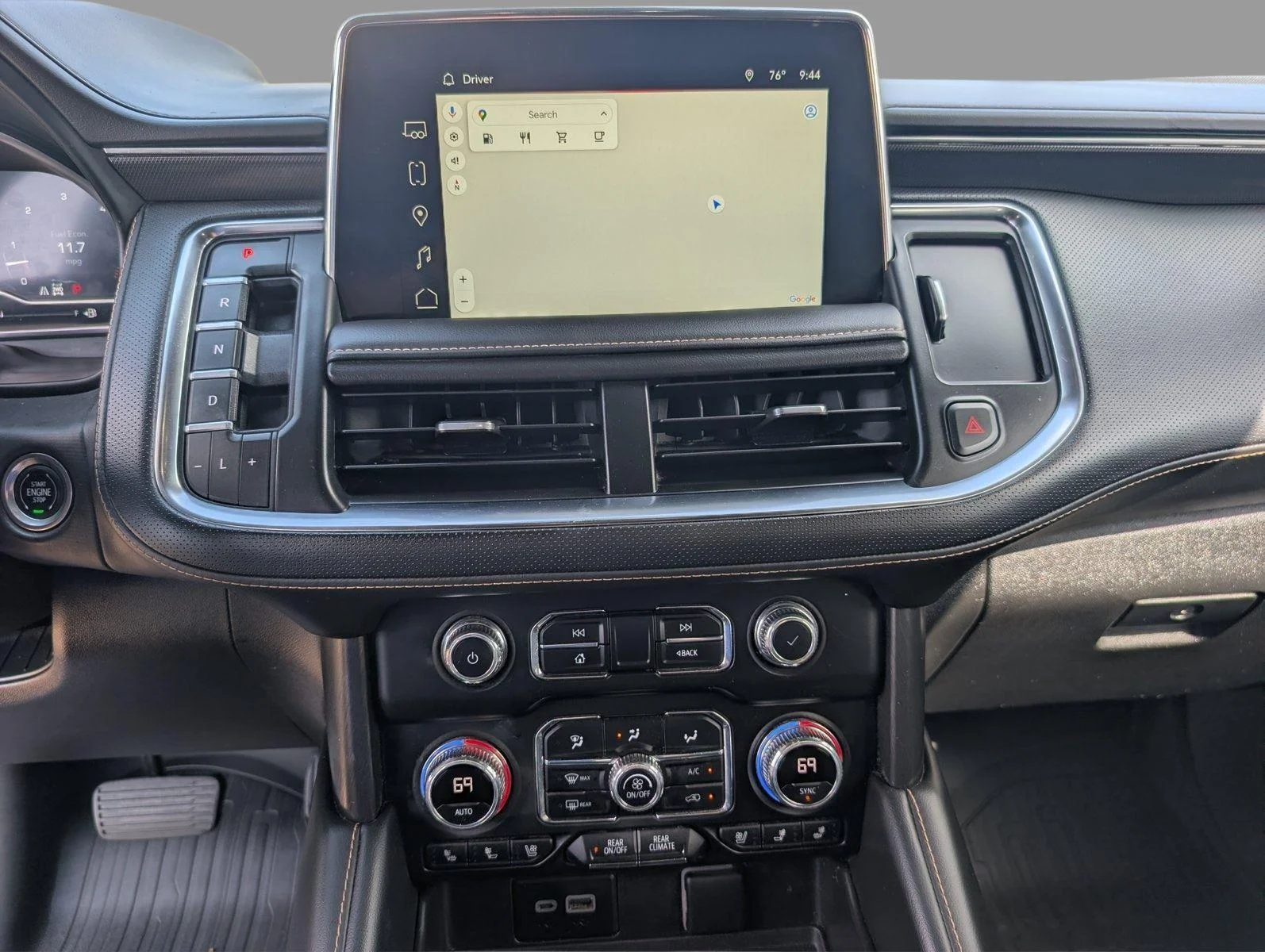 Used 2023 Sterling Metallic GMC AT4 image 18