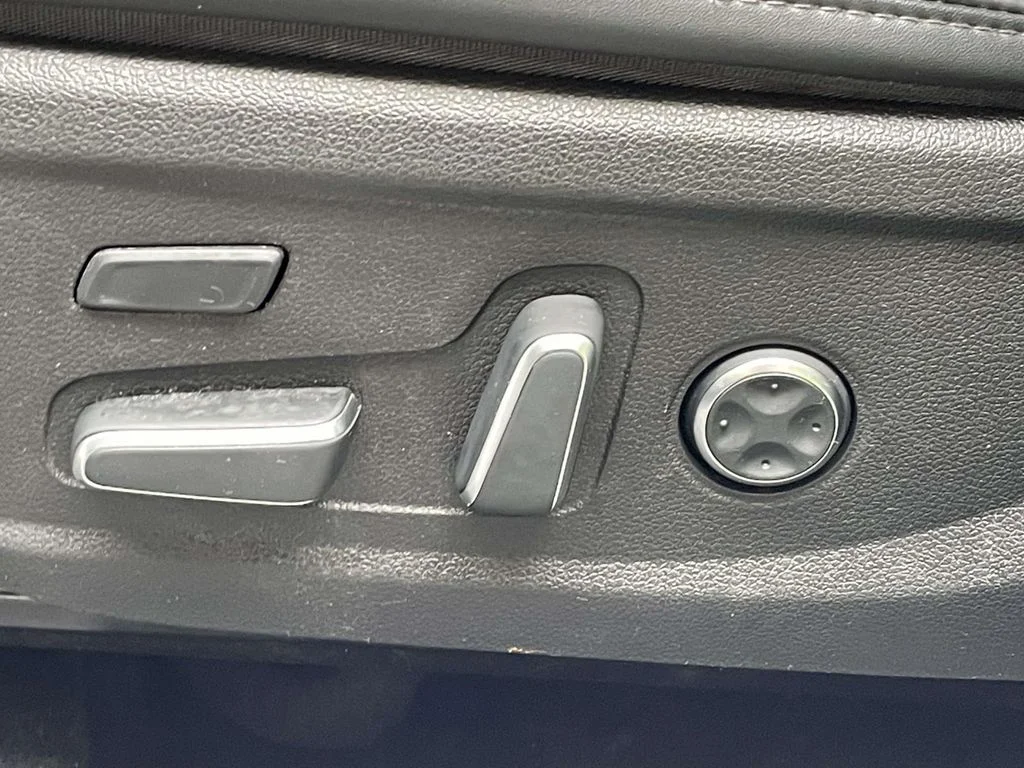 Used 2022 Gray Hyundai Calligraphy image 19
