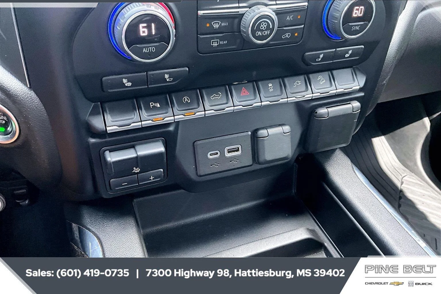 Used 2022 Shadow Gray Metallic Chevrolet RST image 24