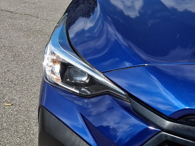 Used 2024 Blue Subaru Base image 10