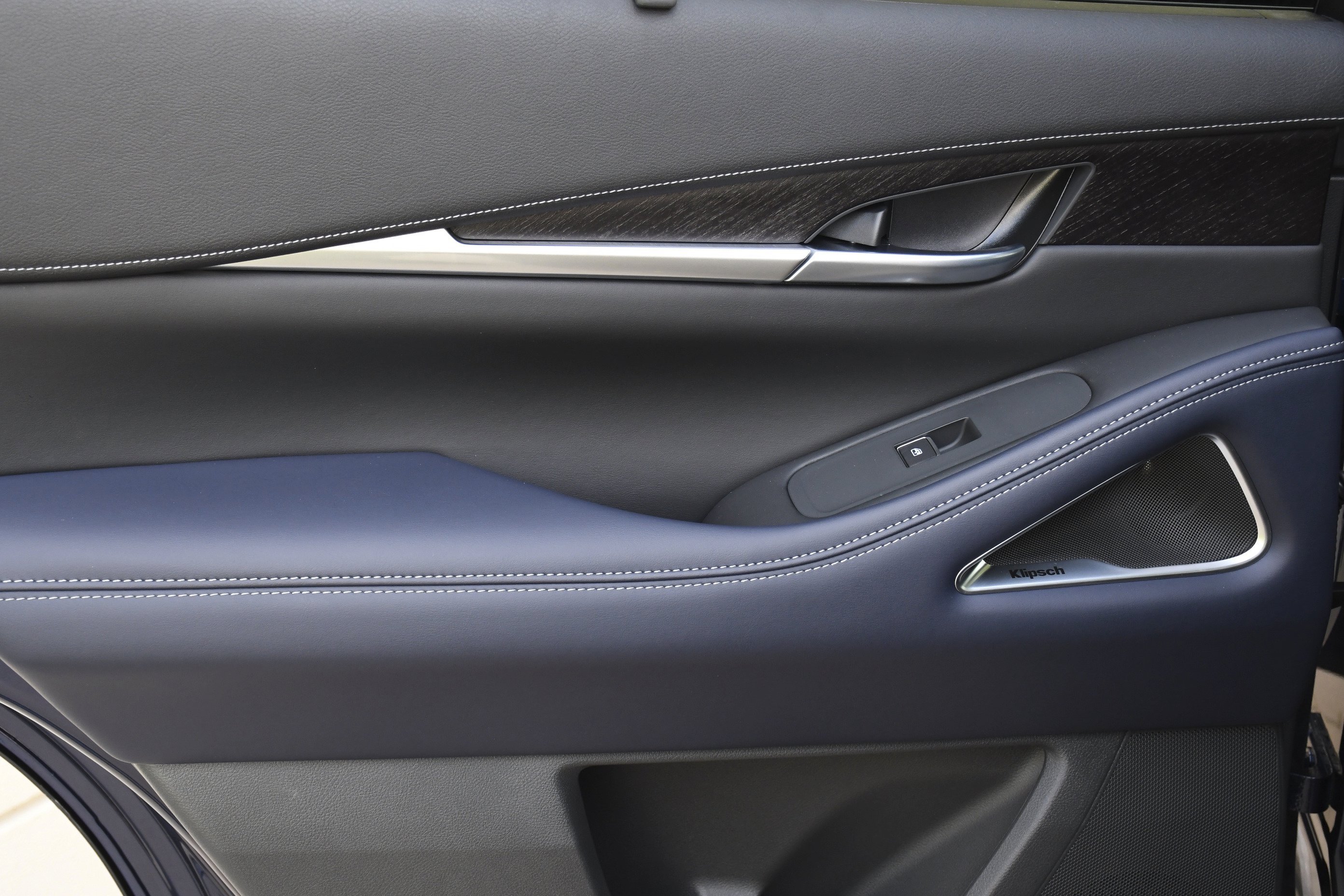 New 2026 GRAPHITE SHADOW INFINITI Sport AWD image 30