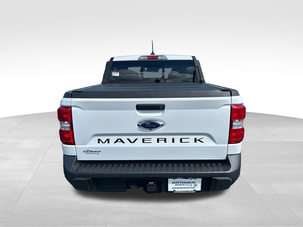 Used 2022 White Ford XLT image 4