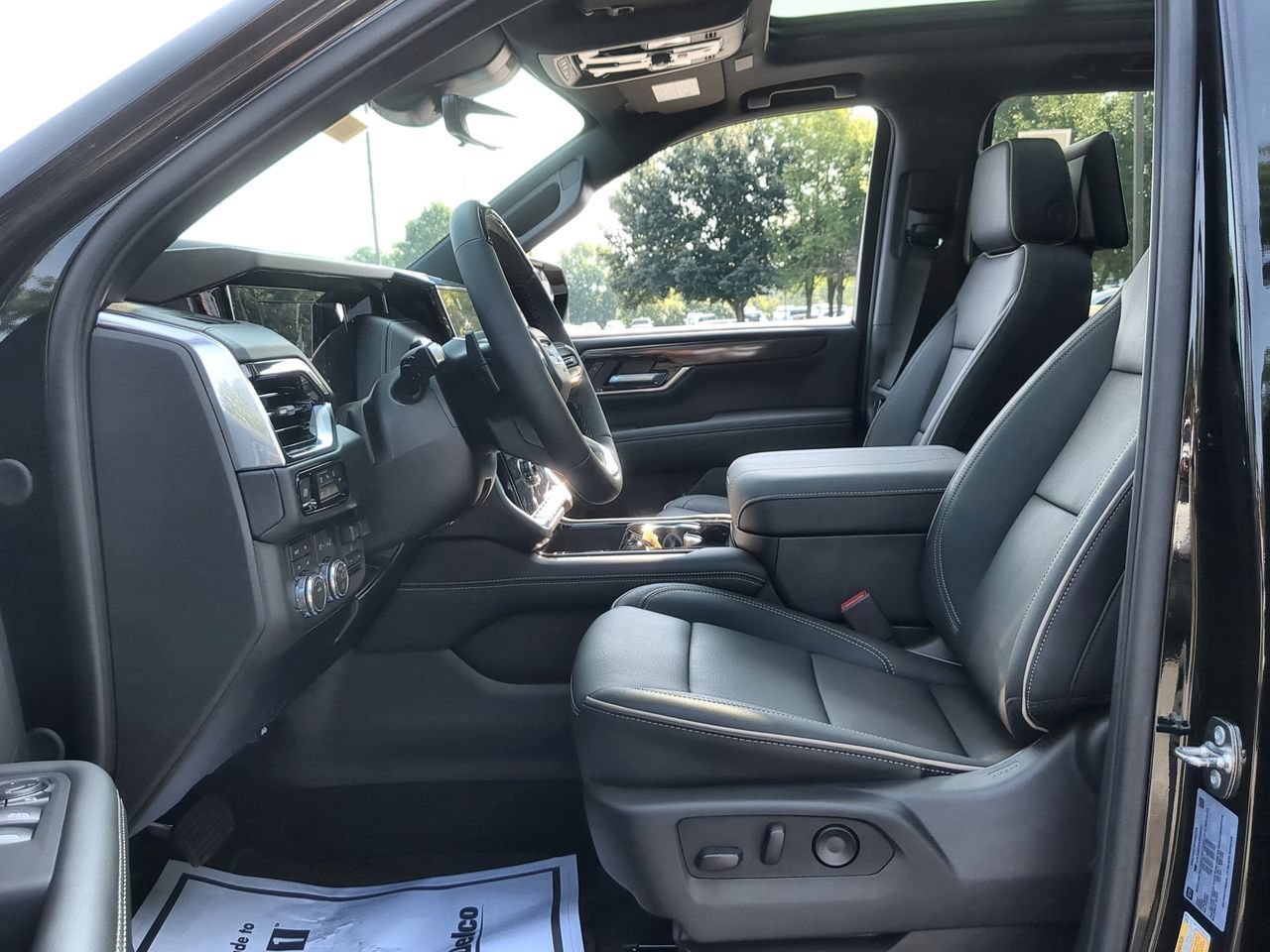 New 2026 Onyx Black GMC Elevation image 20