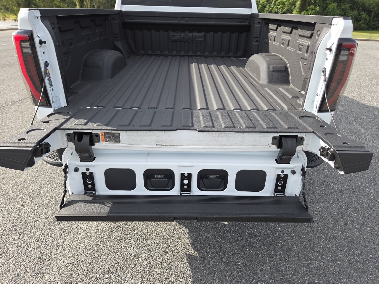 2026 GMC Sierra 2500HD AT4 - Photo 25