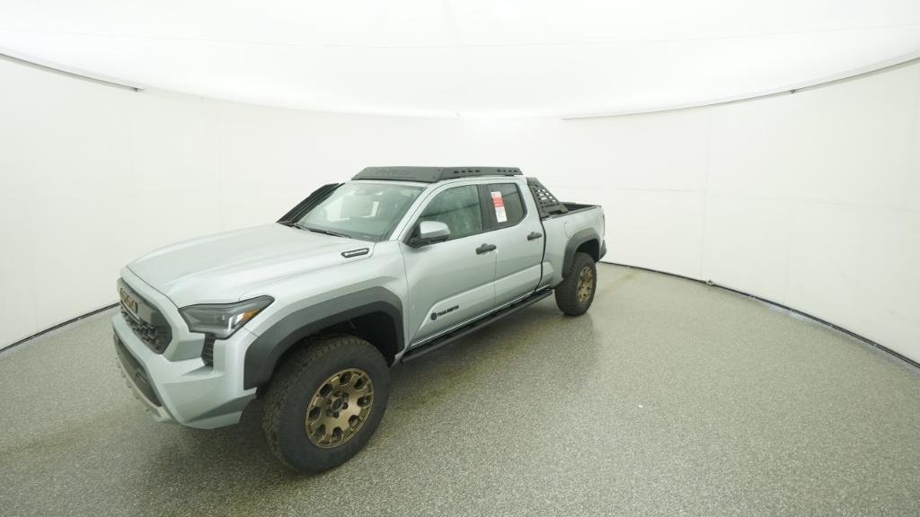 New 2025 Celestial Silver M Toyota Trailhunter image 63