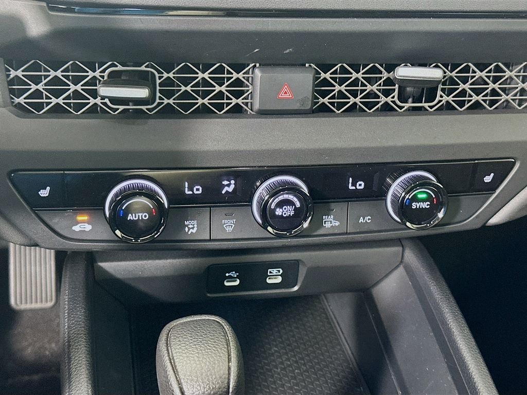 2025 Honda Accord SE - Photo 15