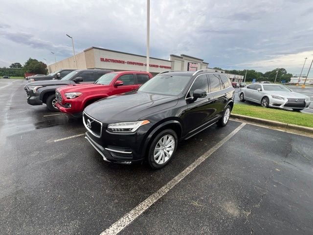 Used 2016 Black Volvo T6 Momentum image 1