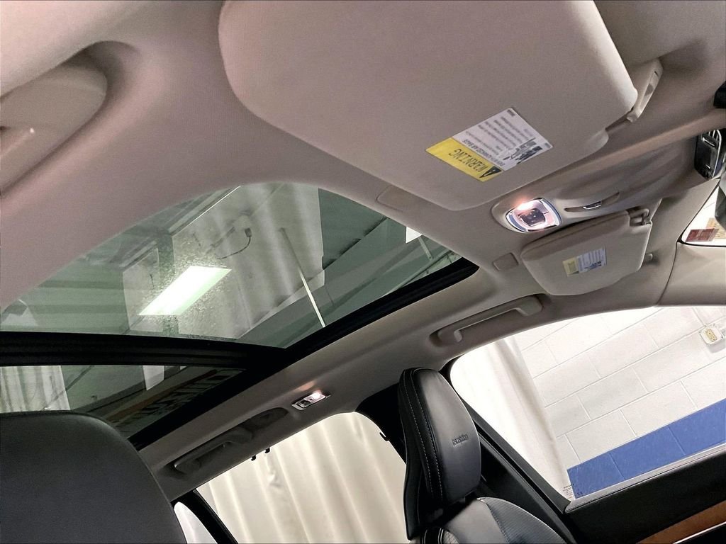 Used 2019 Blue Volvo T6 Inscription image 22