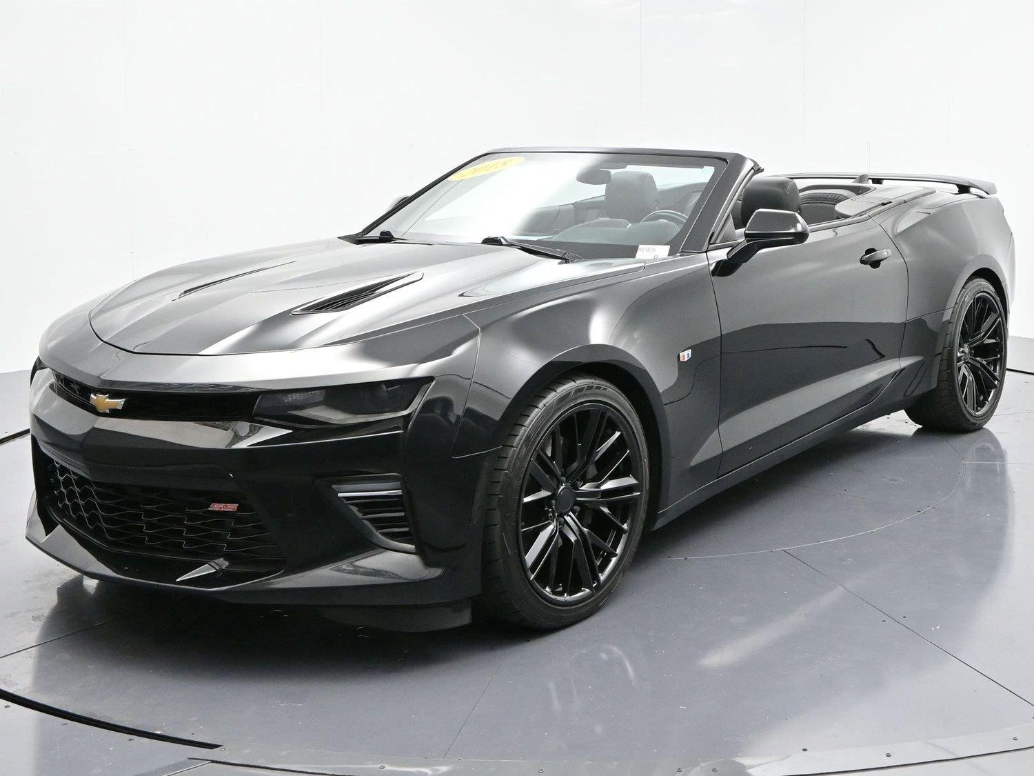 Used 2018 Black Chevrolet 1SS image 3