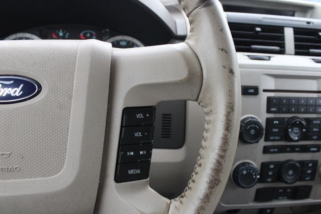 Used 2010 Black Ford XLT image 12