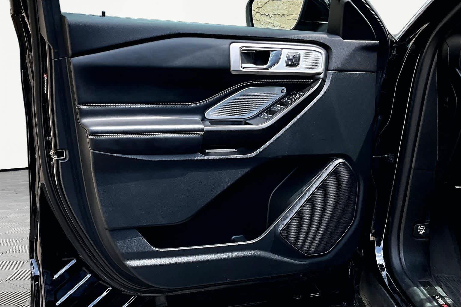 Used 2020 Agate Black Metallic Ford ST image 42