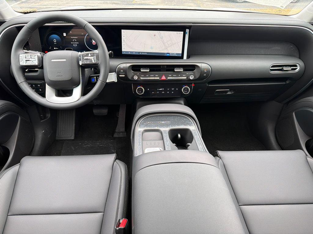 New 2026 Gray Hyundai SEL FWD image 23