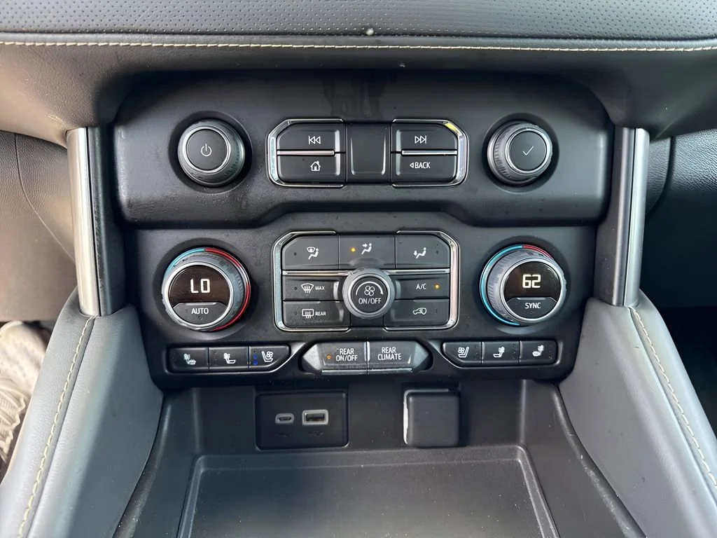 Used 2023 Summit White Chevrolet Premier image 22