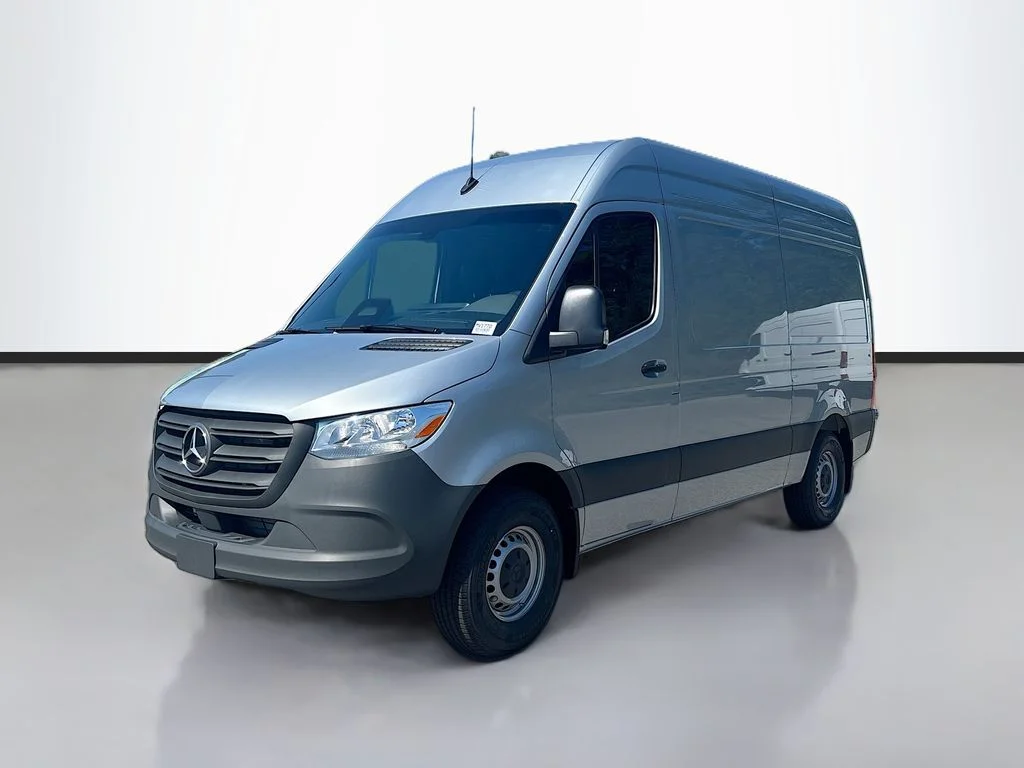New 2026 Hightech Silver Mercedes-Benz Cargo 144 WB image 10
