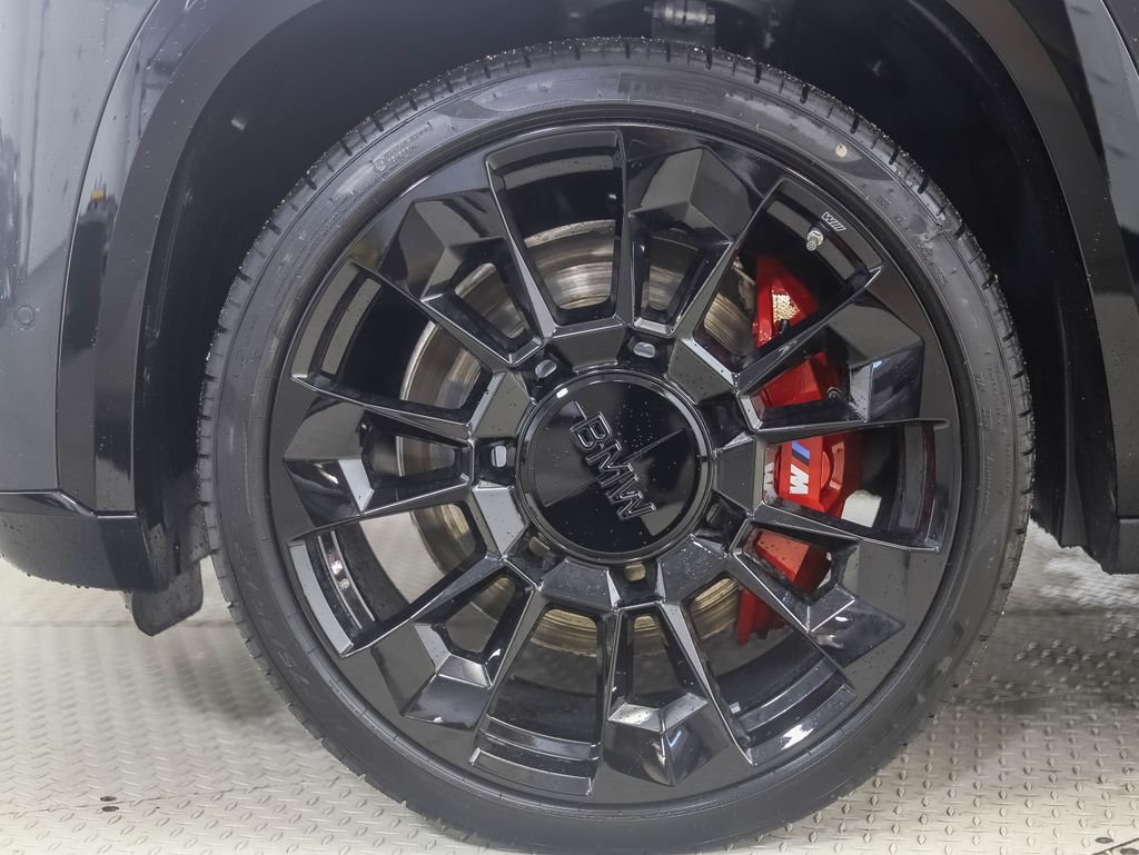 Used 2026 BMW XM Base with VIN 5YM33CS06T9228983 for sale in Minneapolis, Minnesota