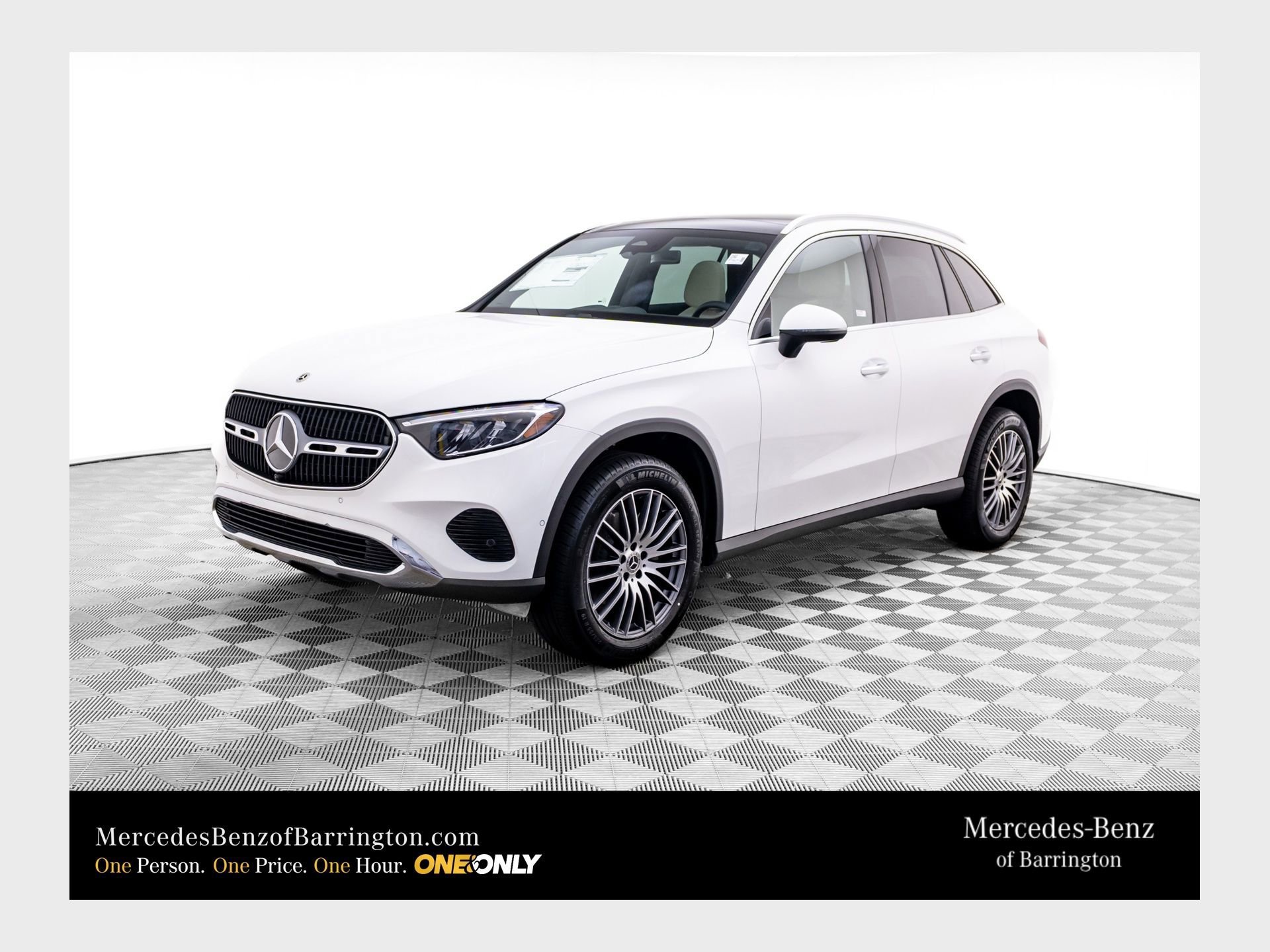 New 2026 Polar White Mercedes-Benz GLC 300 image 42