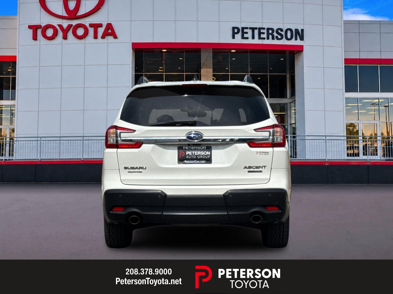 Used 2023 White Subaru Limited image 4