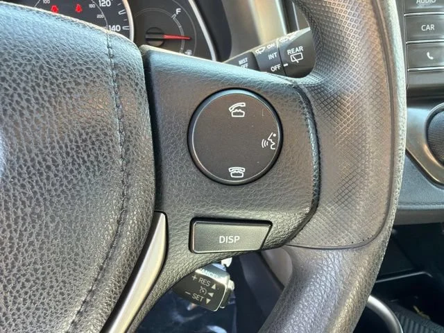 Used 2014 Red Toyota LE image 19