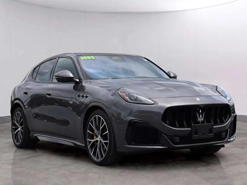 Used 2023 Grigio Lava Opaco Matte Maserati Trofeo image 3