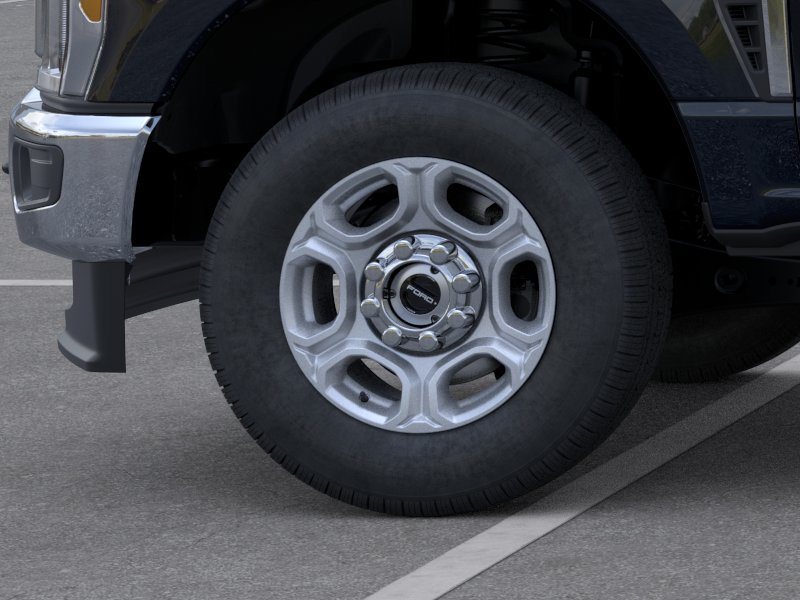 New 2026 Agate Black Metallic Ford F-250® XLT image 43