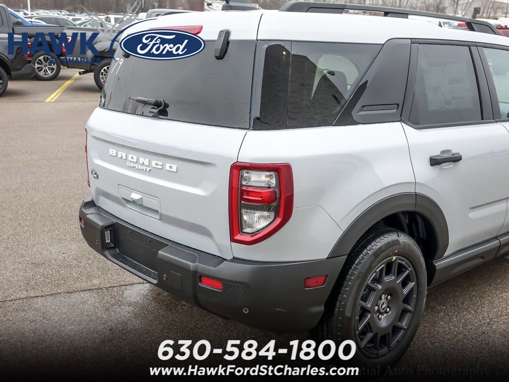 New 2026 Space White Metallic Ford Big Bend® image 7