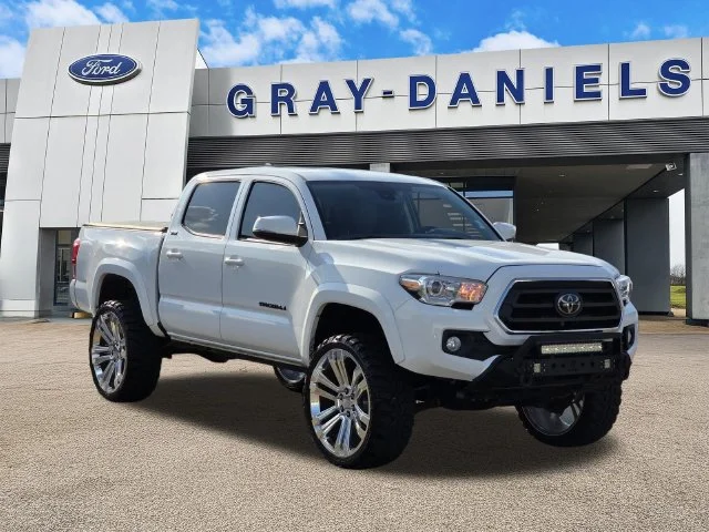 2022 Toyota Tacoma SR5