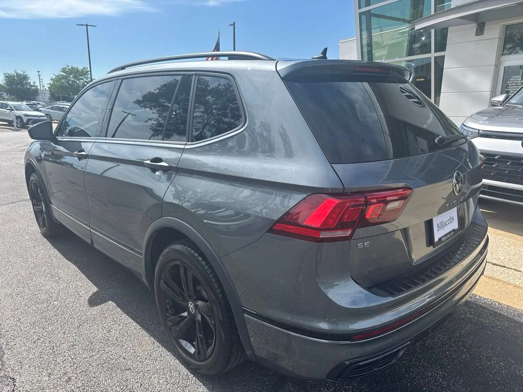 Used 2024 Platinum Gray Metallic Volkswagen 2.0T SE R-Line Black image 5