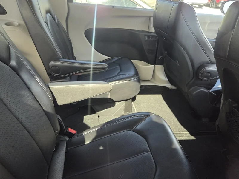 Used 2024 Bright White Clearcoat CHRYSLER TOURING L image 7