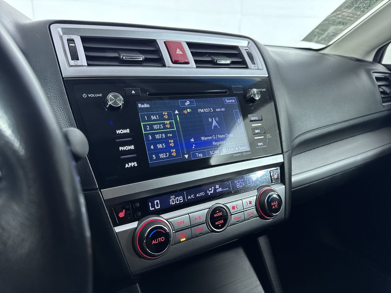 Used 2017 Venetian Red Pearl Subaru Premium image 18